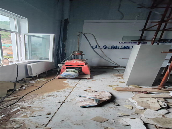 汨罗地基基础下沉墙体裂缝加固注浆顶升施工